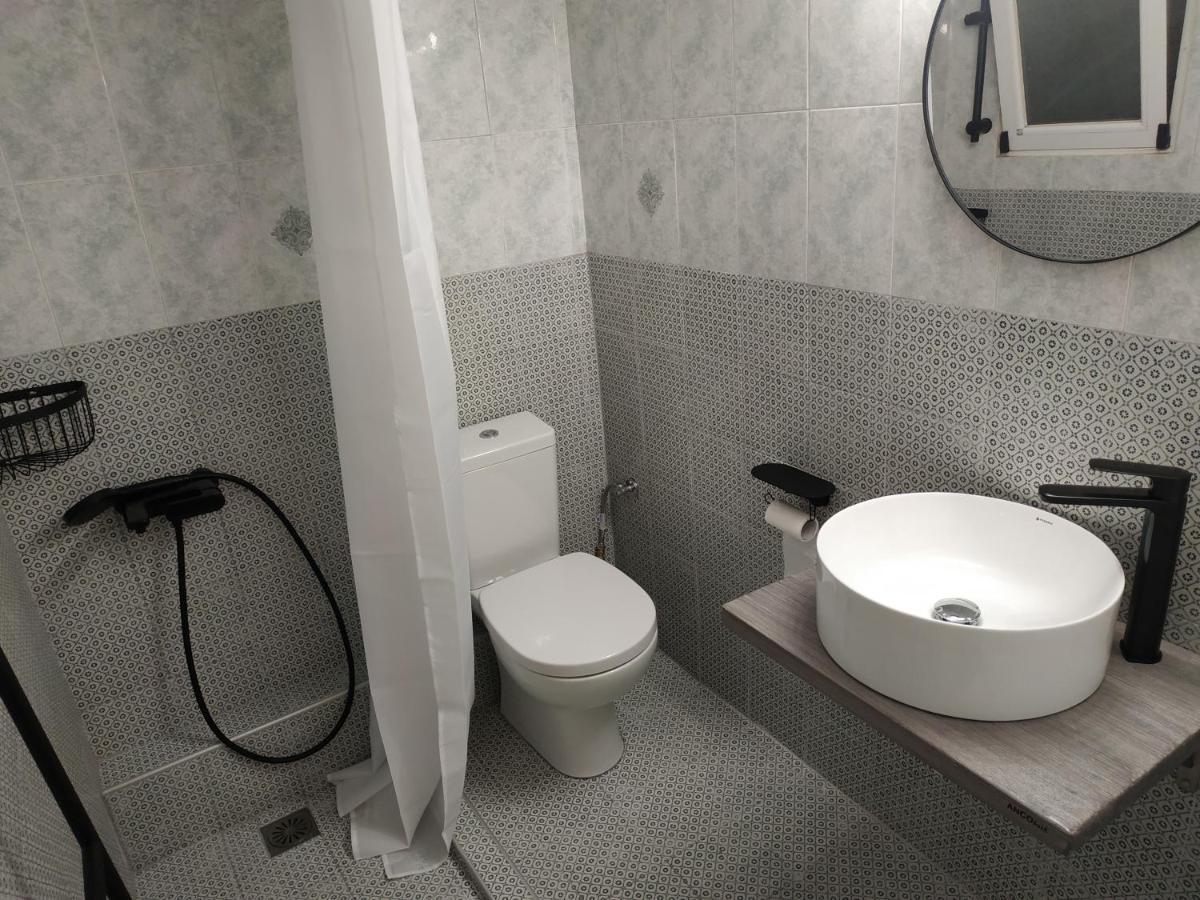 Cozy Apartment Near Metro Station Agia Marina Athens Luaran gambar