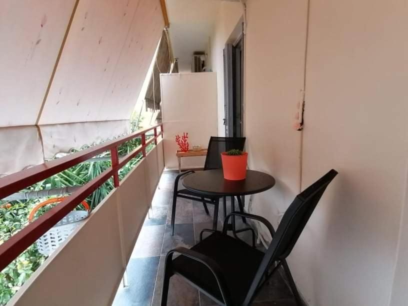Cozy Apartment Near Metro Station Agia Marina Athens Luaran gambar