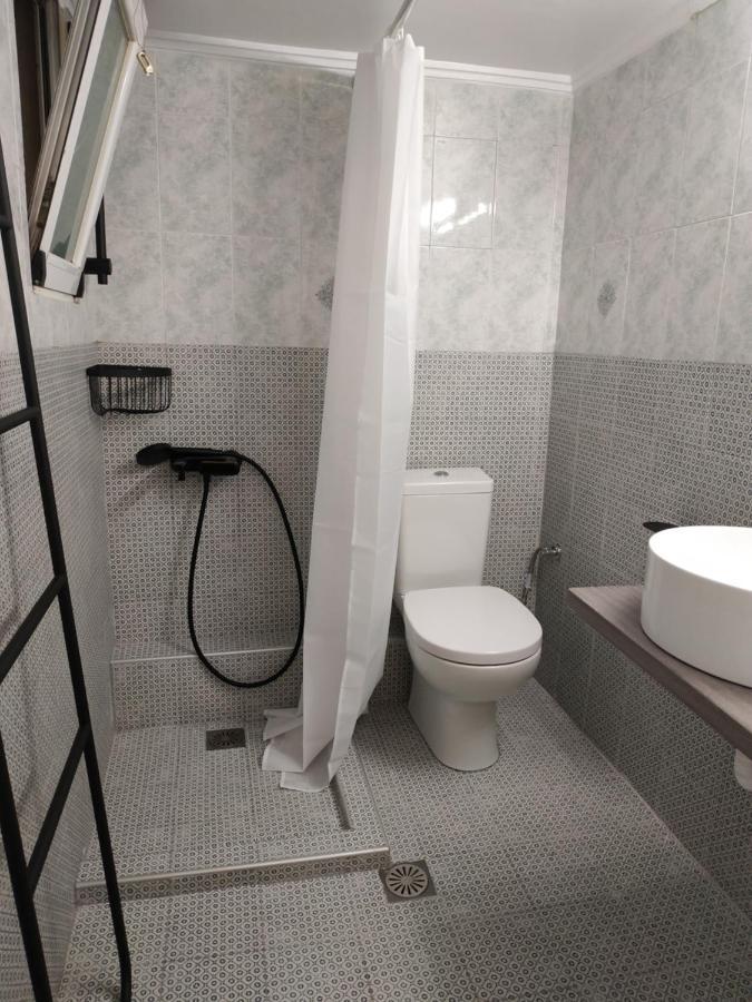 Cozy Apartment Near Metro Station Agia Marina Athens Luaran gambar