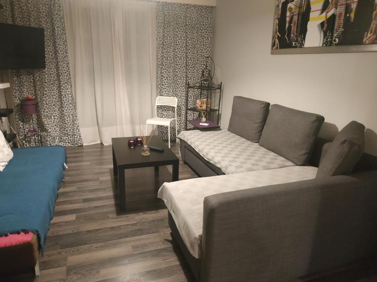 Cozy Apartment Near Metro Station Agia Marina Athens Luaran gambar