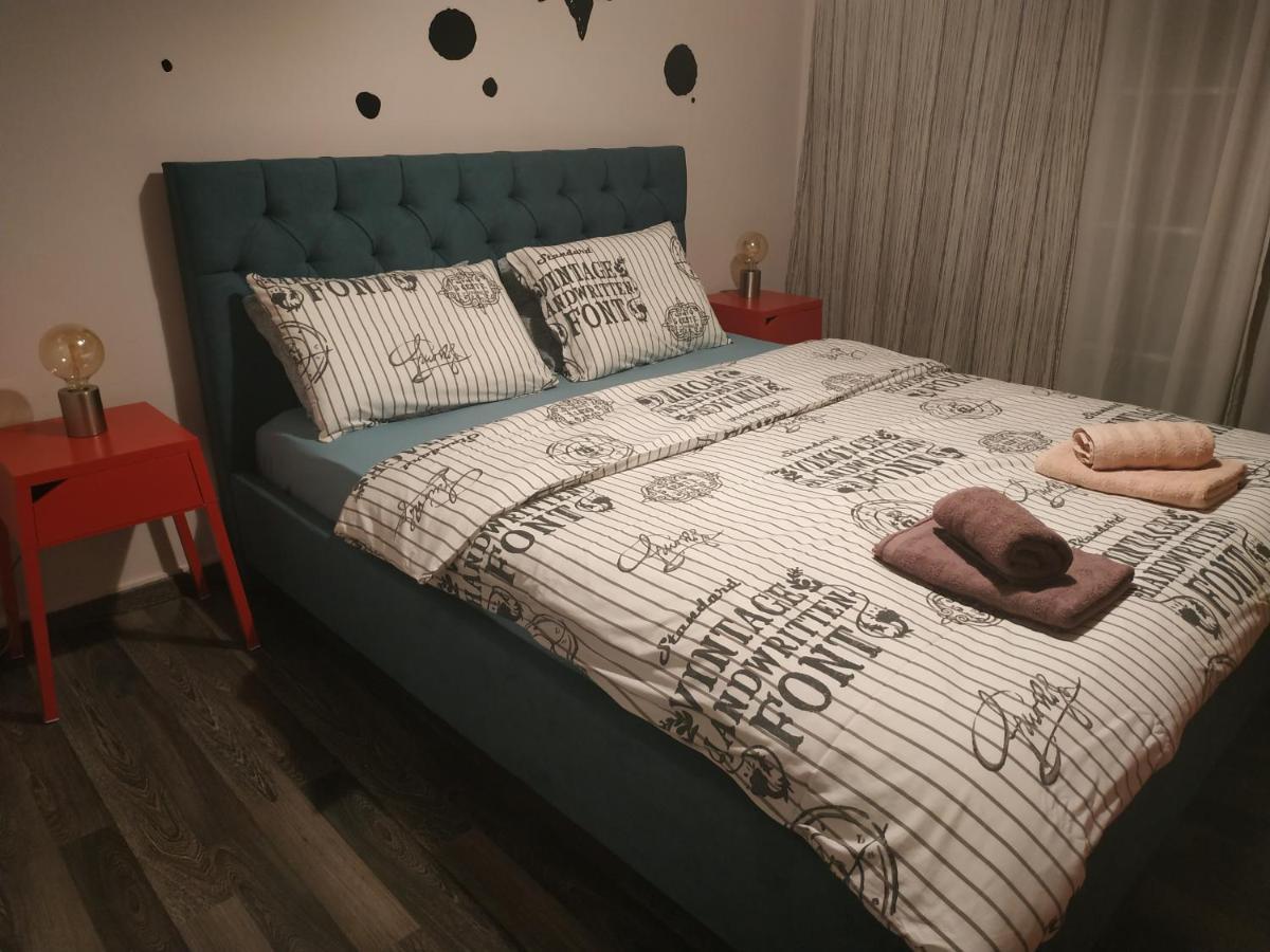 Cozy Apartment Near Metro Station Agia Marina Athens Luaran gambar