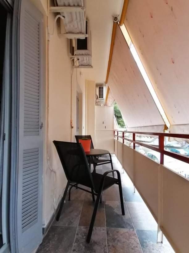 Cozy Apartment Near Metro Station Agia Marina Athens Luaran gambar