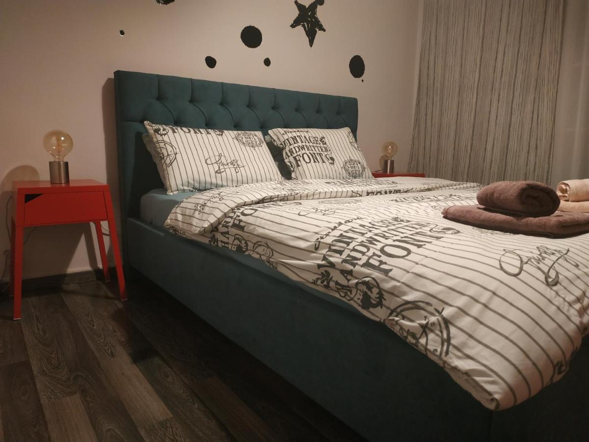 Cozy Apartment Near Metro Station Agia Marina Athens Luaran gambar