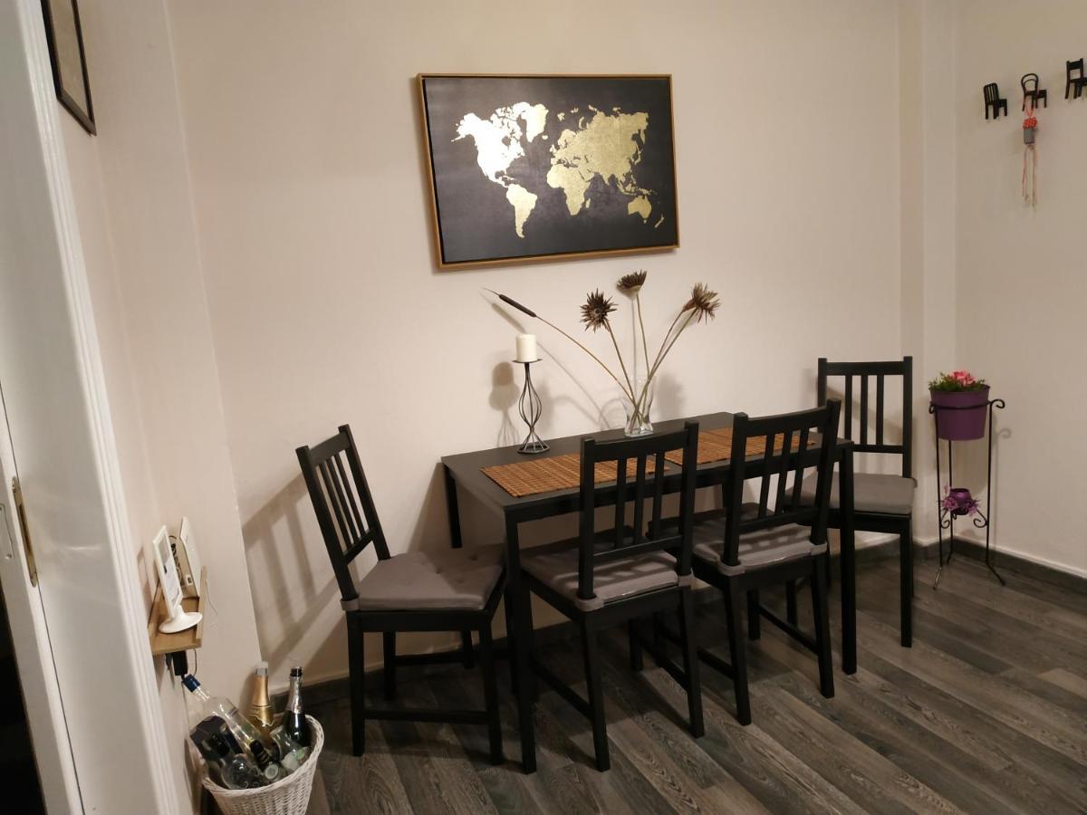 Cozy Apartment Near Metro Station Agia Marina Athens Luaran gambar